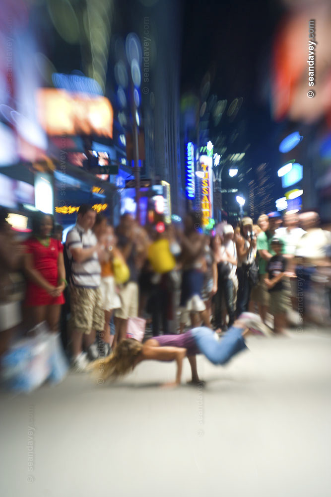 street breakdancing in NYC